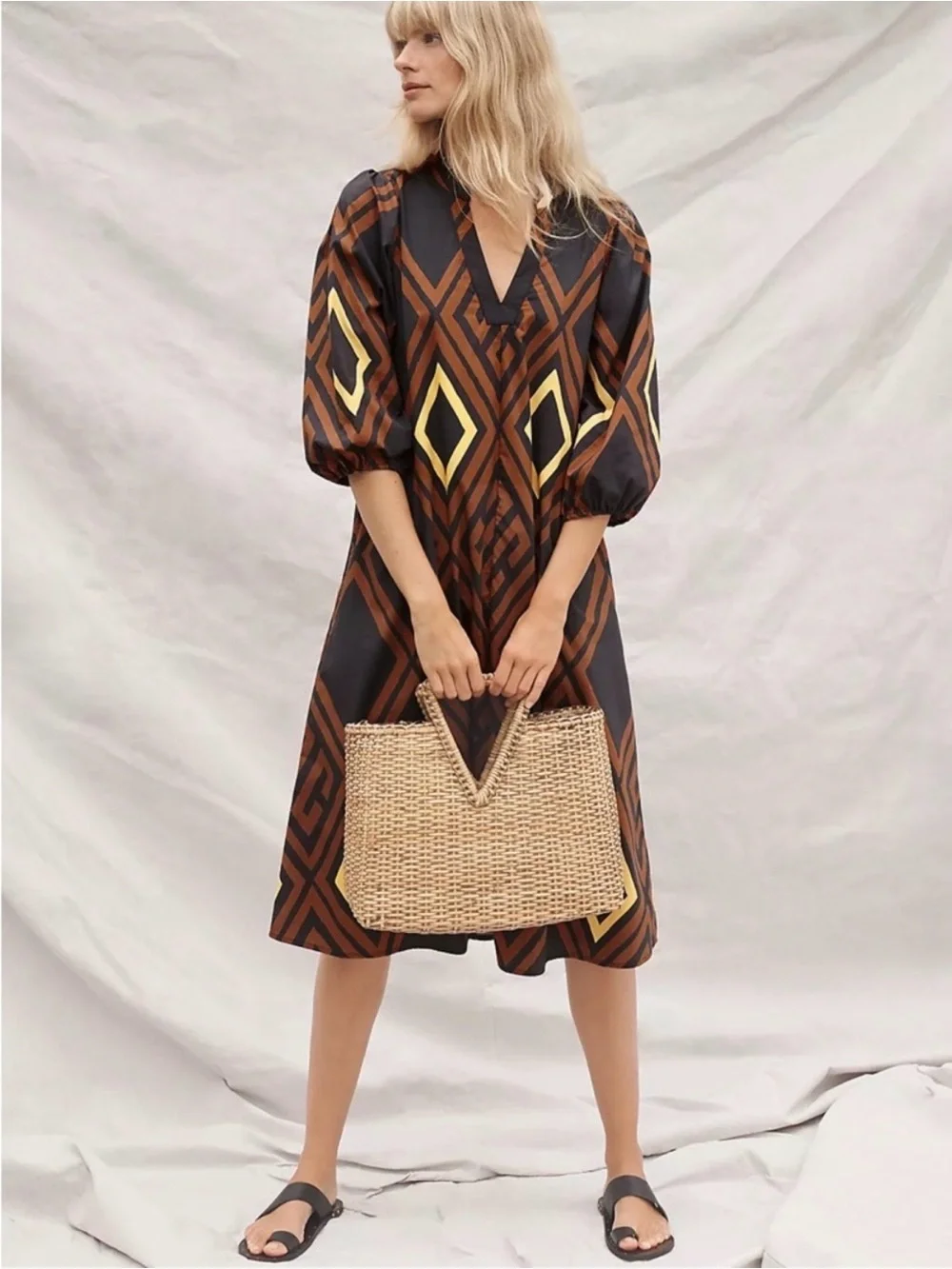 NWT PORRIDGE Anthropologie Geometric Print V-Neck Midi Dress Size XS - Picture 1 of 10
